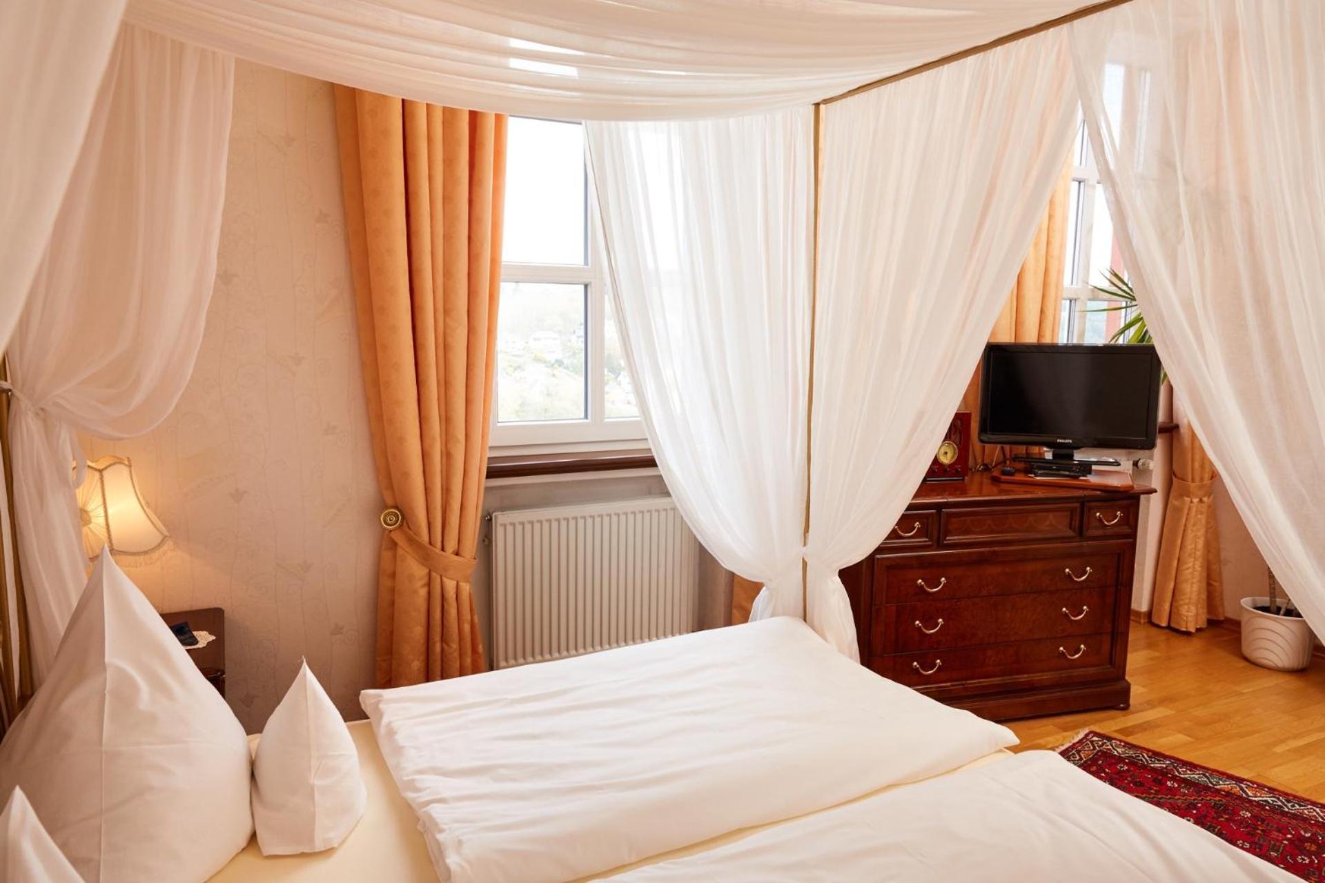 Schlosshotel Kurfuerstliches Amtshaus Dauner Burg Kültér fotó